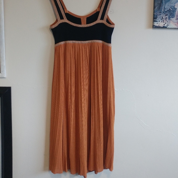 Marciano Fall Dress - Picture 2 of 3